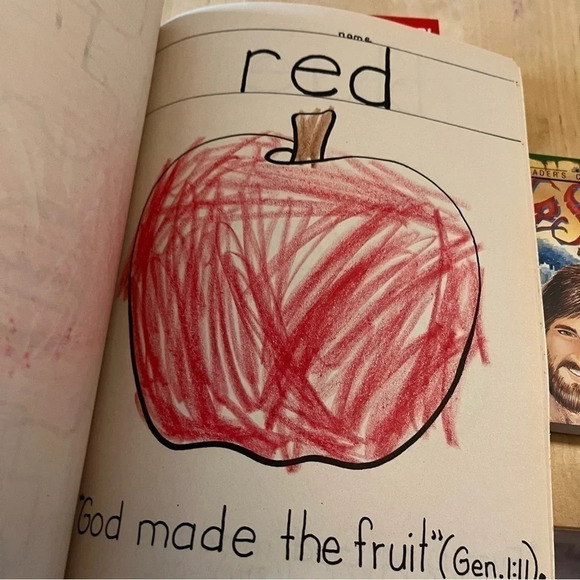 Bible Fun Pack 10 Books Bible Activities Comics Vintage Kids Learning Religion - Picture 5 of 5